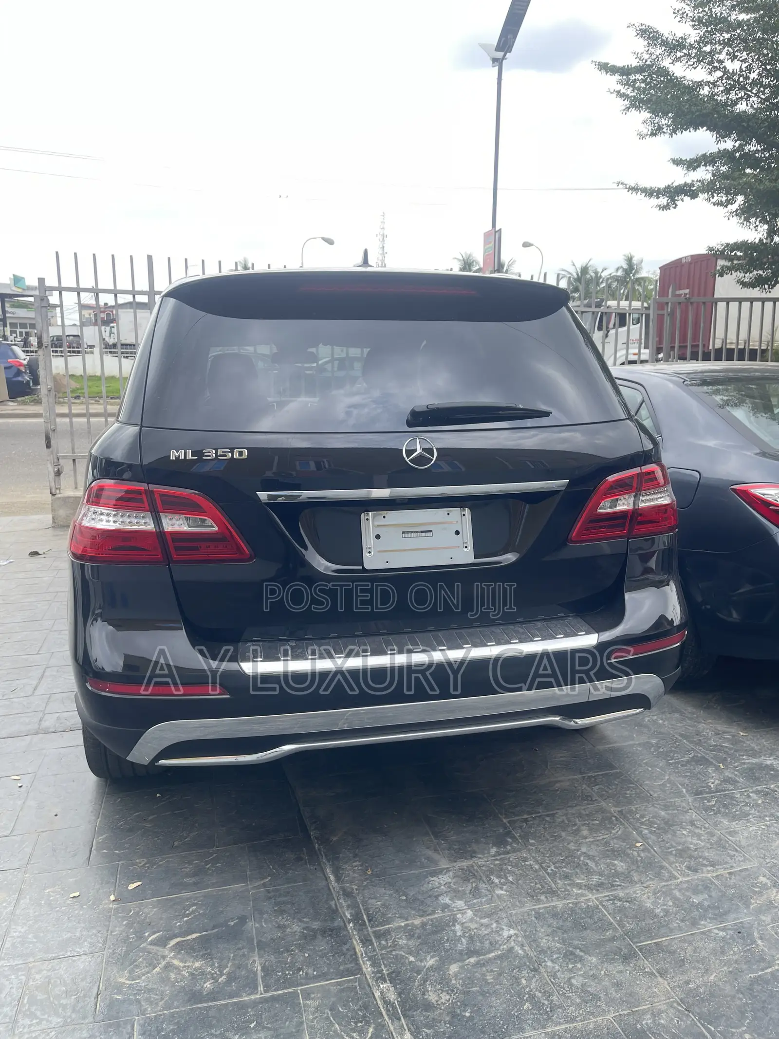 Mercedes-Benz M Class ML350 4dr SUV (3.5L 6cyl 7A) 2015 Black