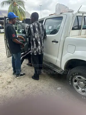 Professional Car Tracker Installation