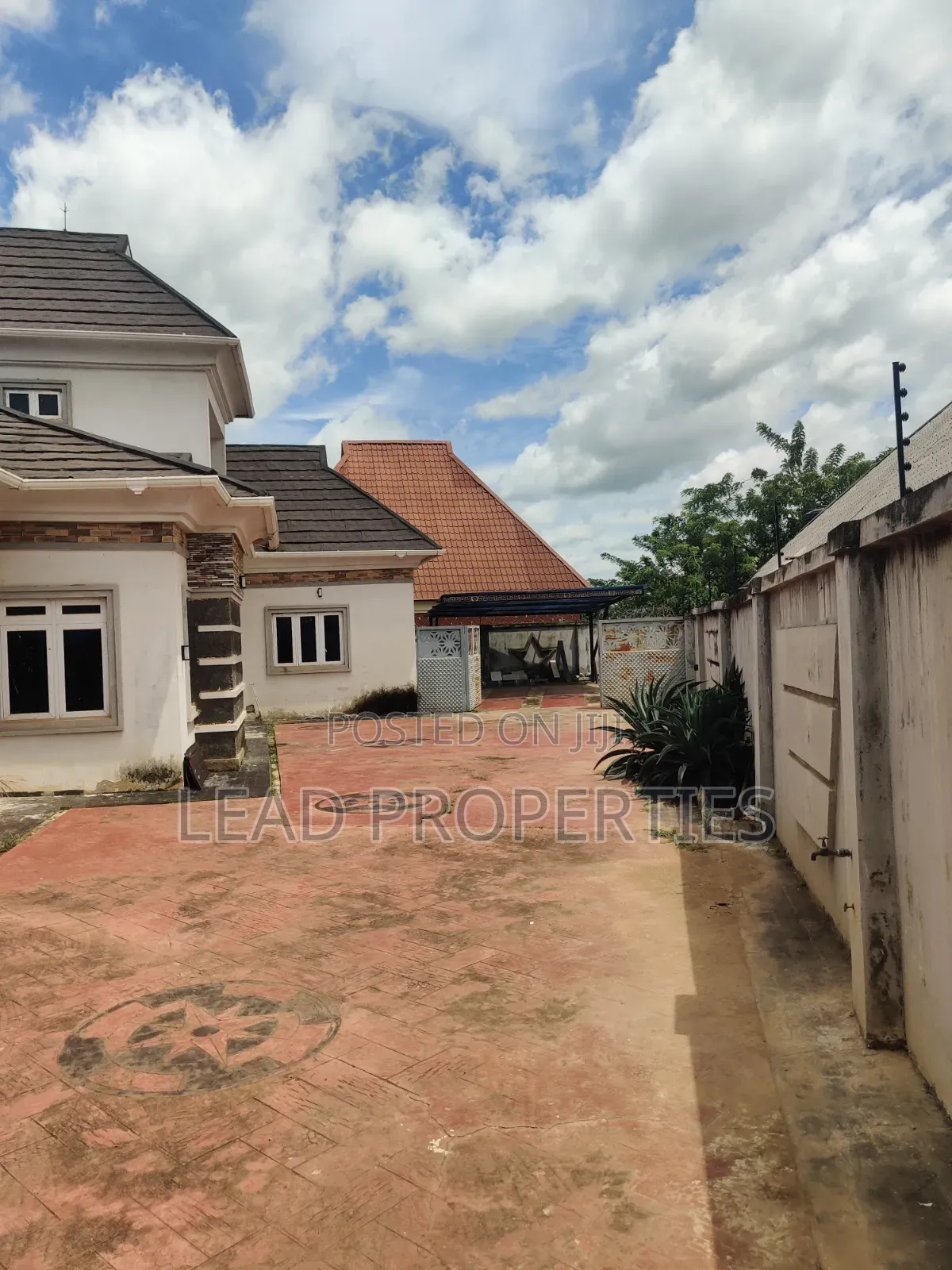 2bdrm Bungalow in Alagbaka Gra, Akure for rent