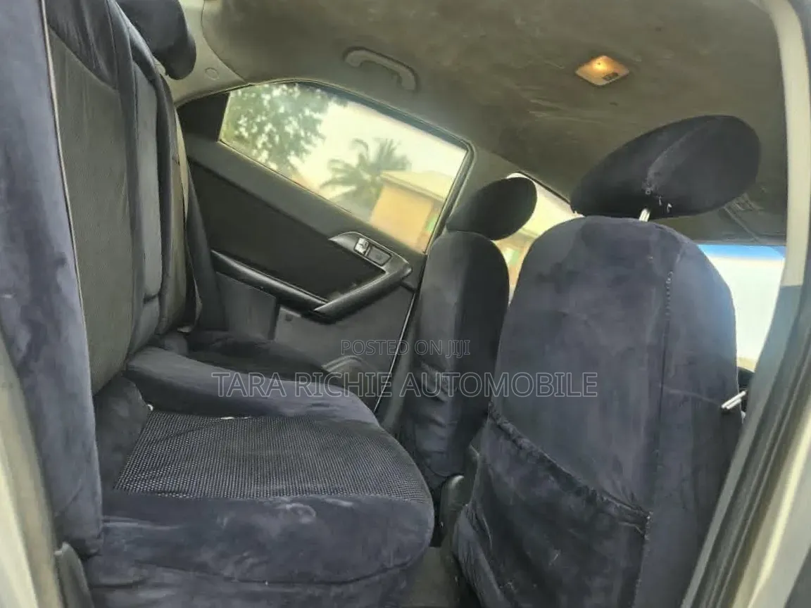 Kia Cerato 2011 Silver