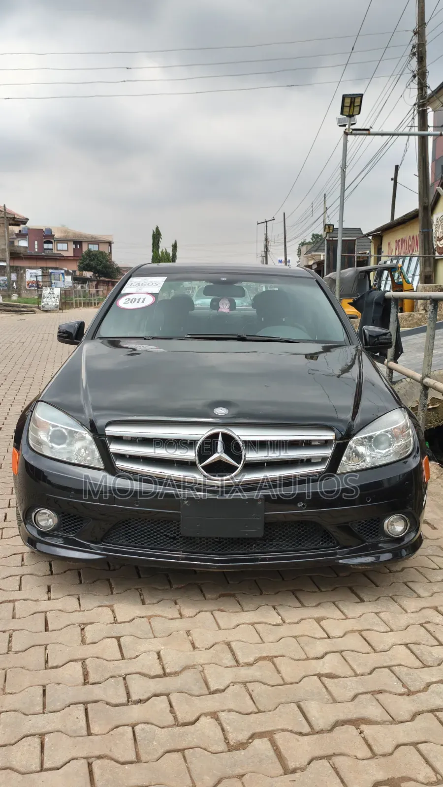 Mercedes-Benz C250 2011 Black