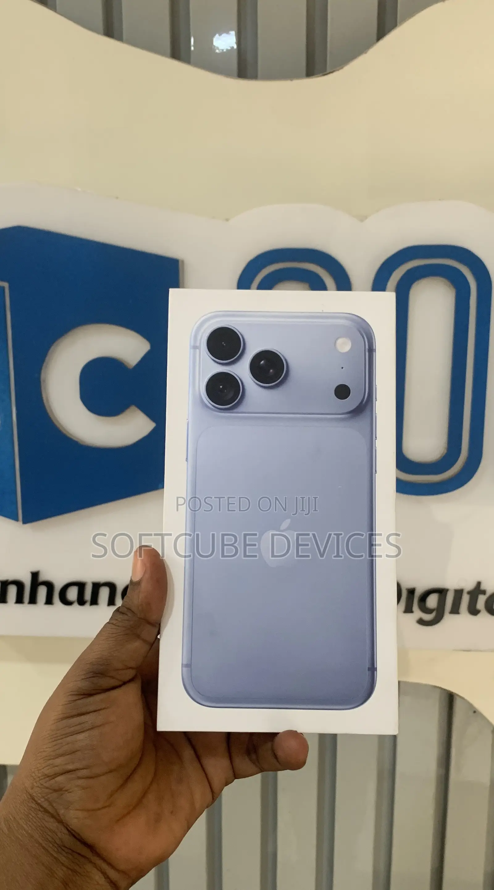 New Apple iPhone 18 Pro Max 256 GB Blue