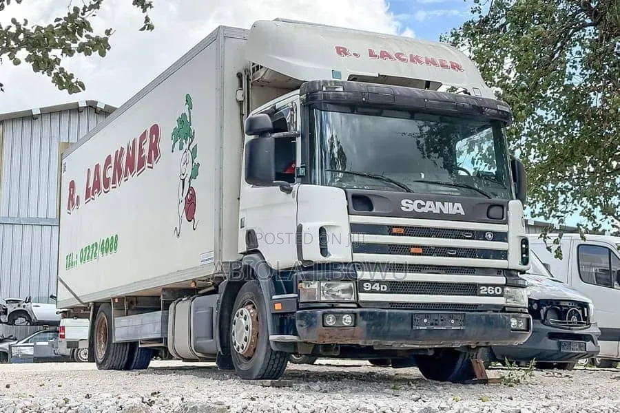 Scania 94D 260 Cooling Truck