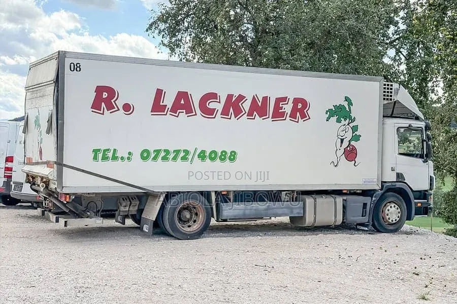 Scania 94D 260 Cooling Truck
