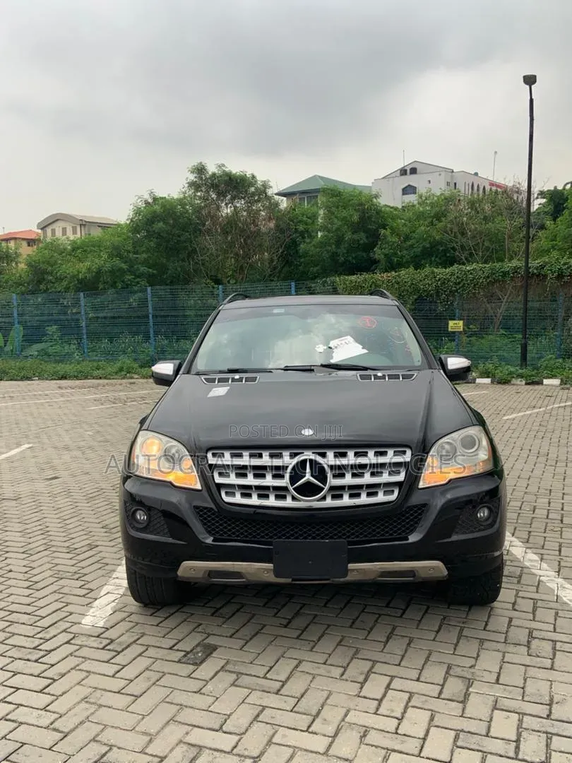 Mercedes-Benz M Class 2010 Black
