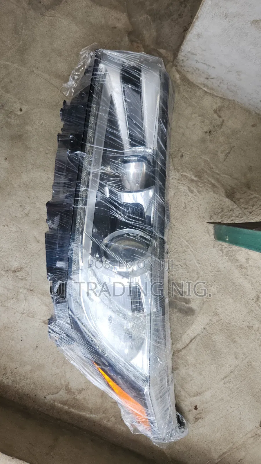 Headlight Highlander 2018