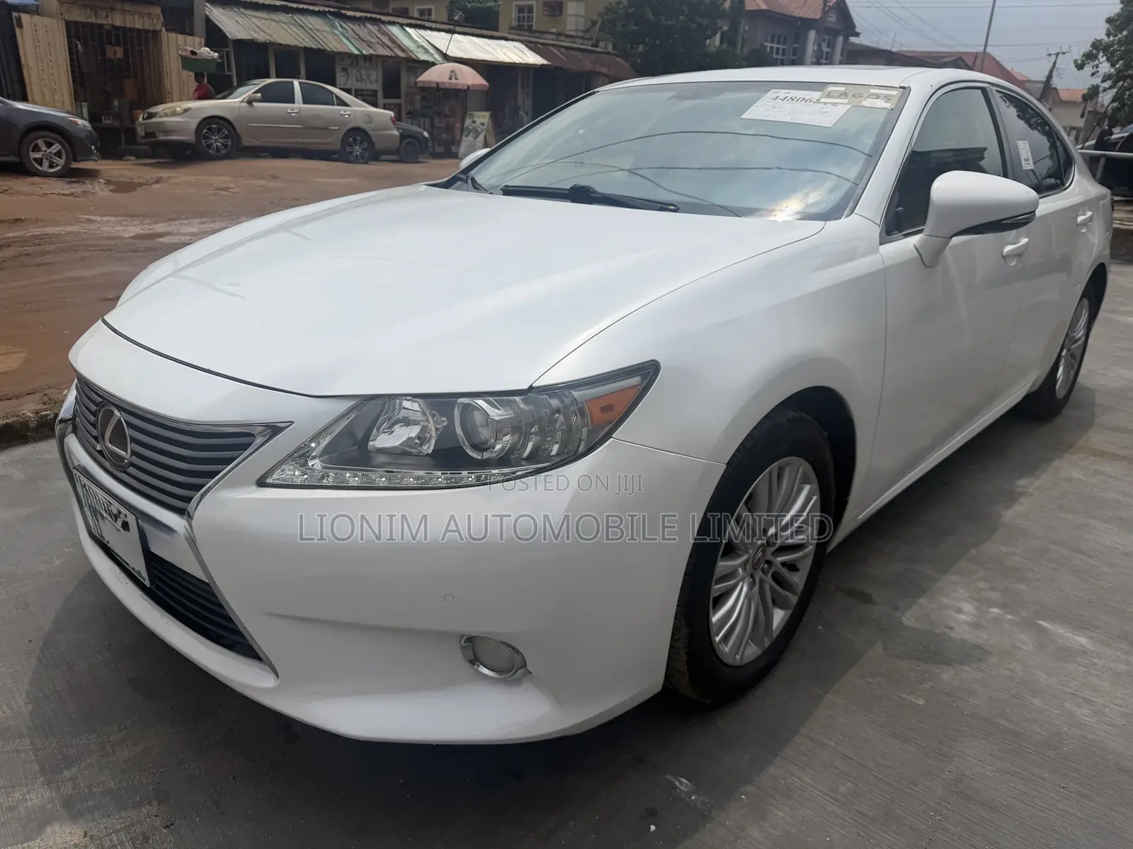 Lexus ES 350 FWD 2013 White