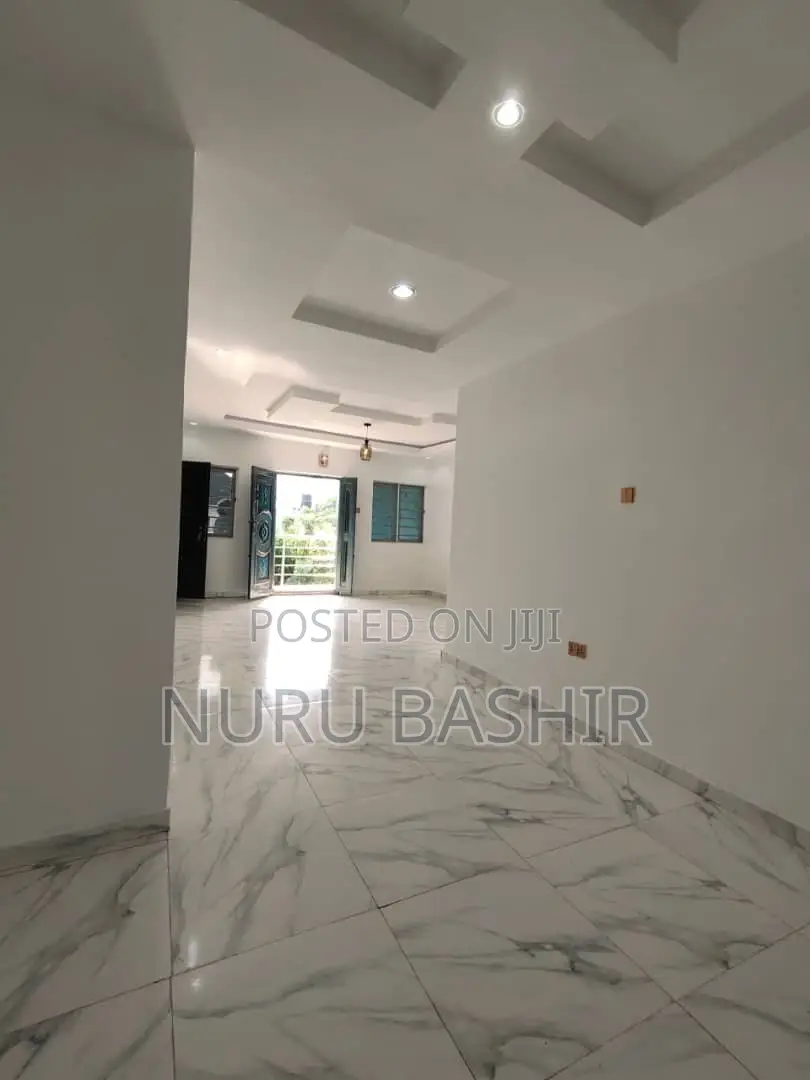 2bdrm Block of Flats in Isokan Estate, Akobo for rent