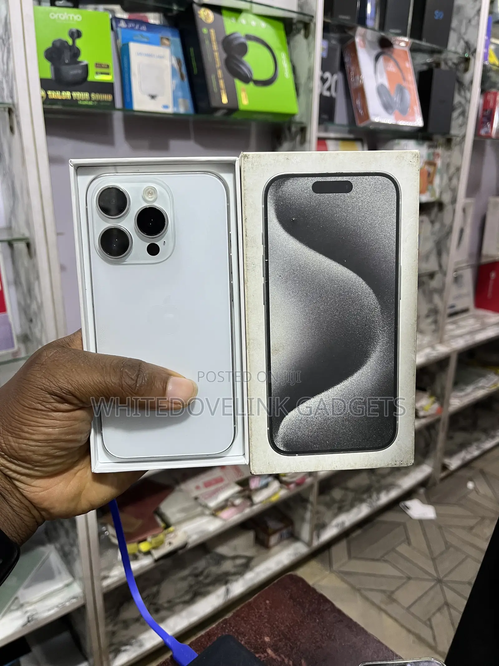 New Apple iPhone 15 Pro 128 GB White