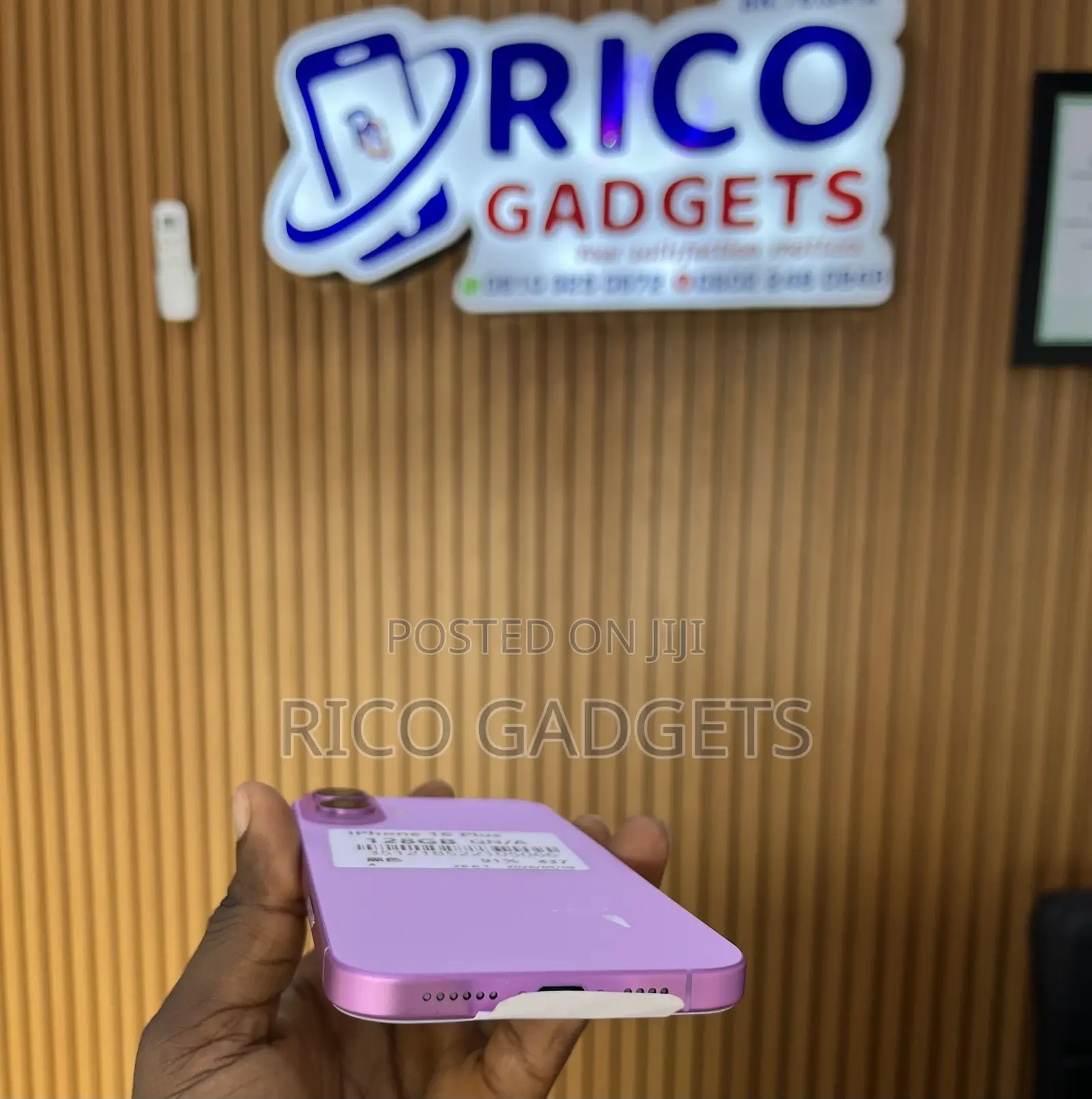 Apple iPhone 16 Plus 128 GB Pink