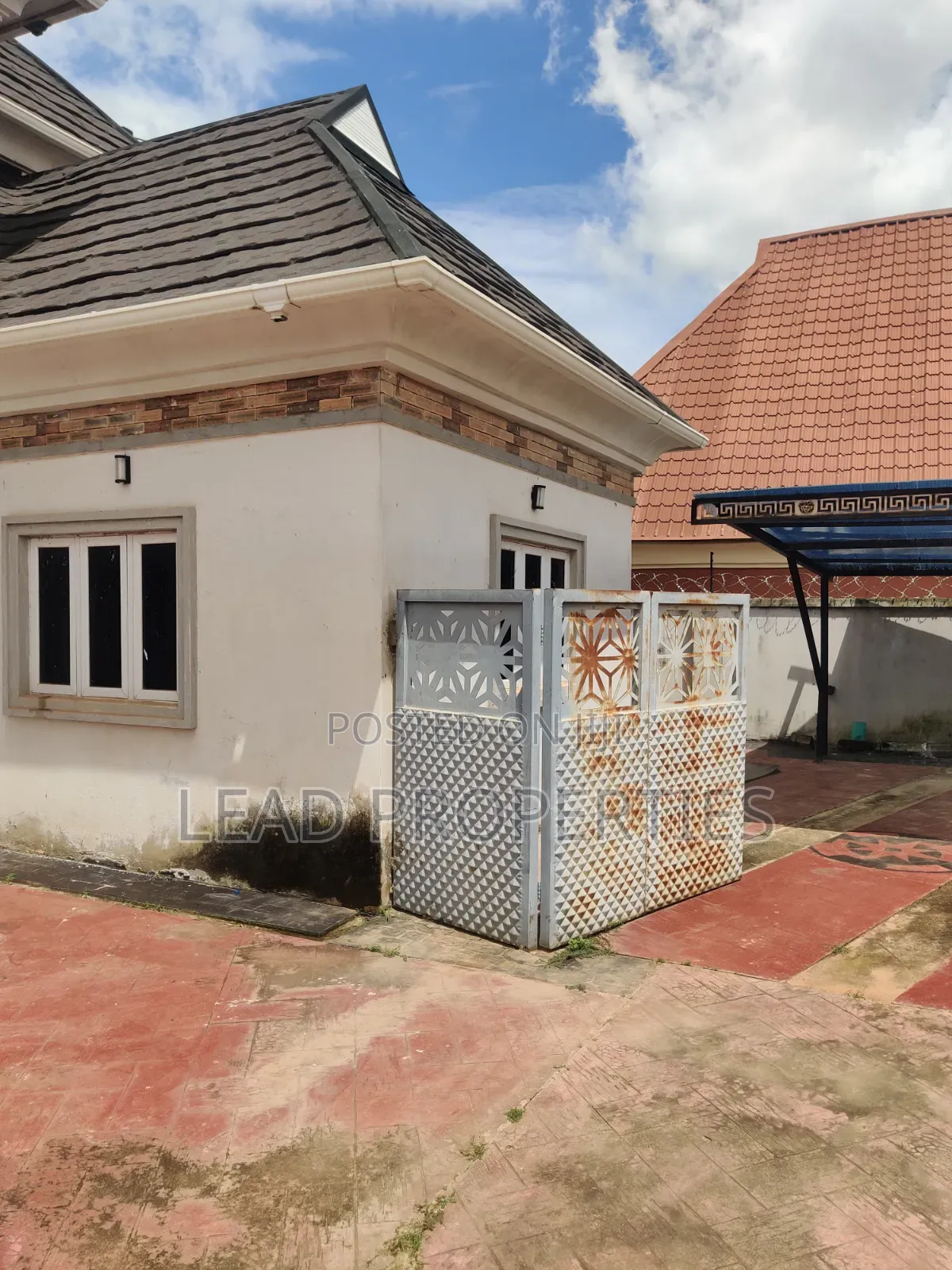 2bdrm Apartment in Hob Estate Alagbaka for rent