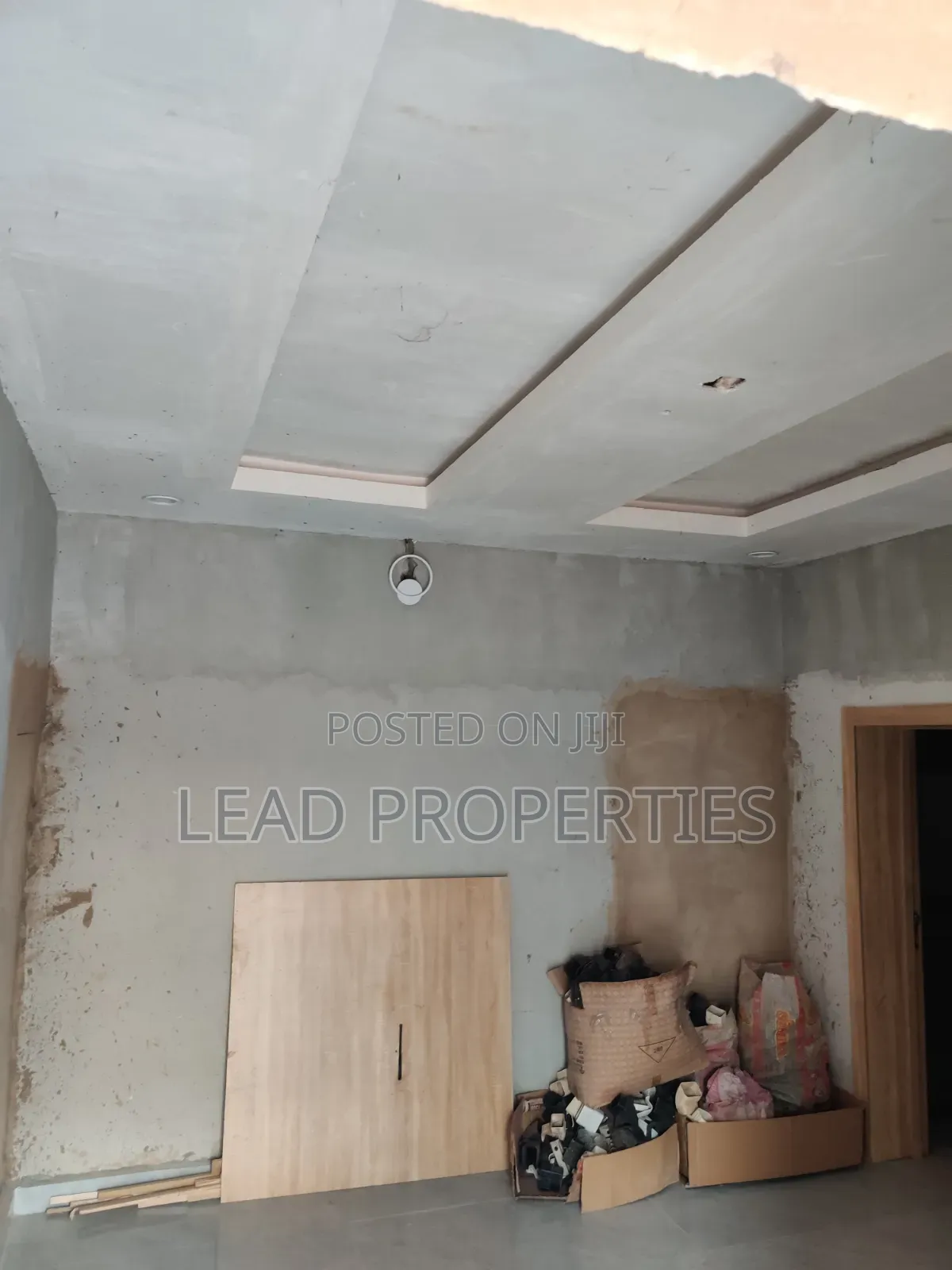 2bdrm Apartment in Hob Estate Alagbaka for rent
