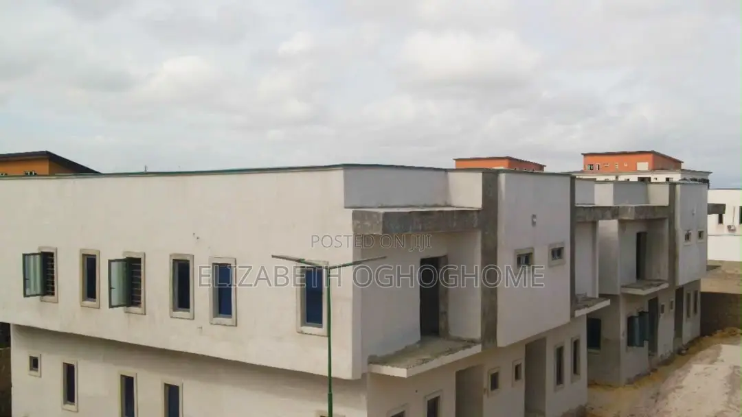 3bdrm Duplex in Lekki Gardens Estate for sale