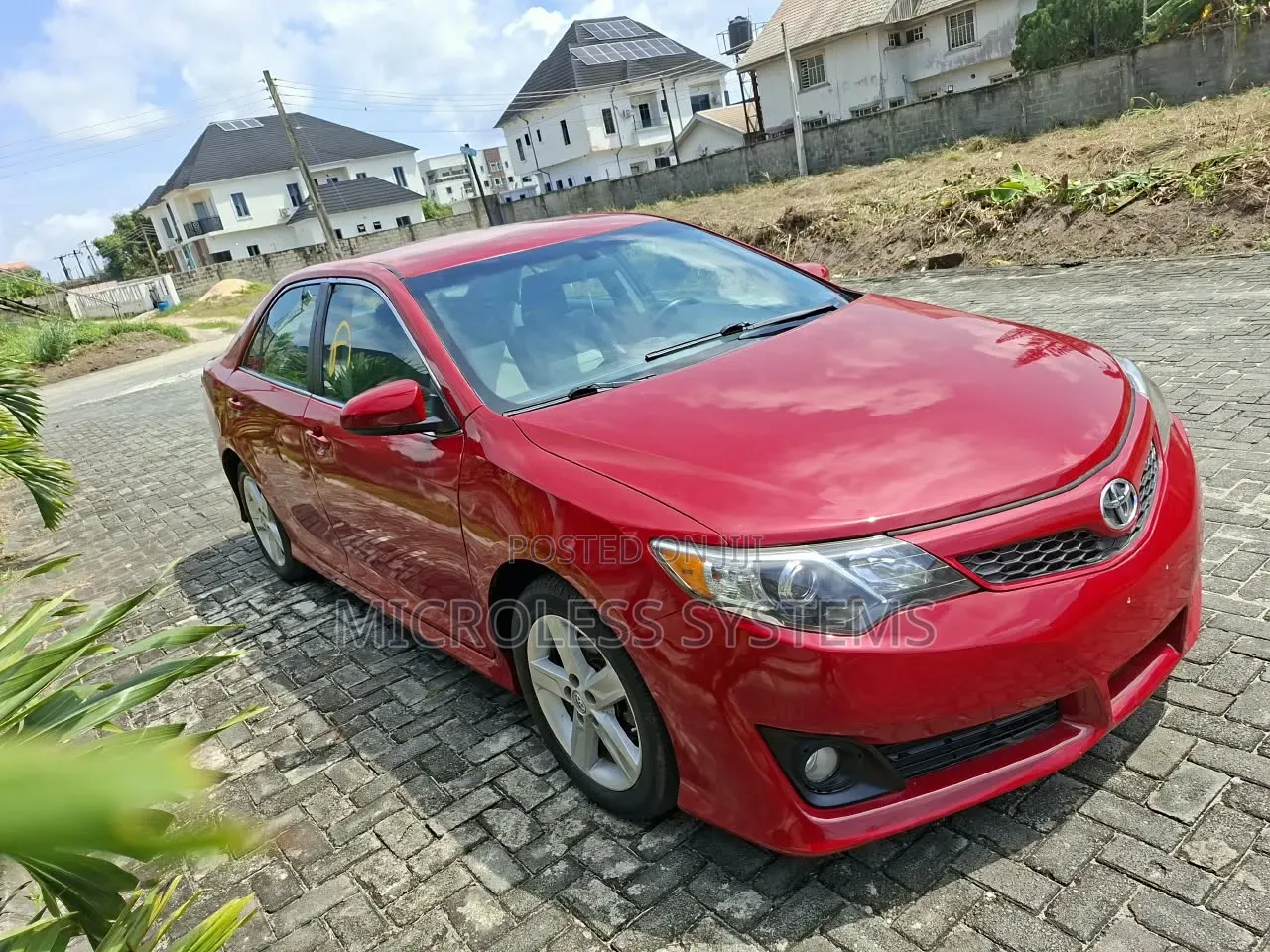Toyota Camry 2012 Red