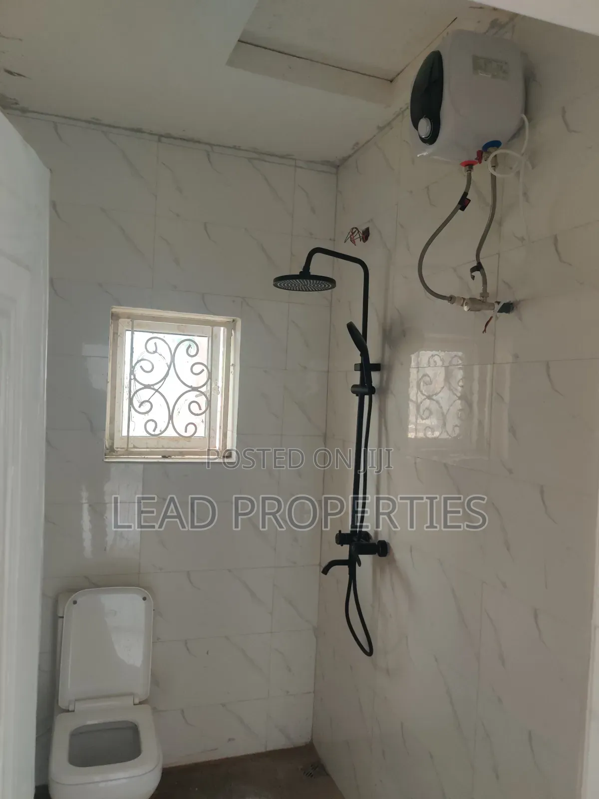 2bdrm Block of Flats in Hob Estate Akure for rent