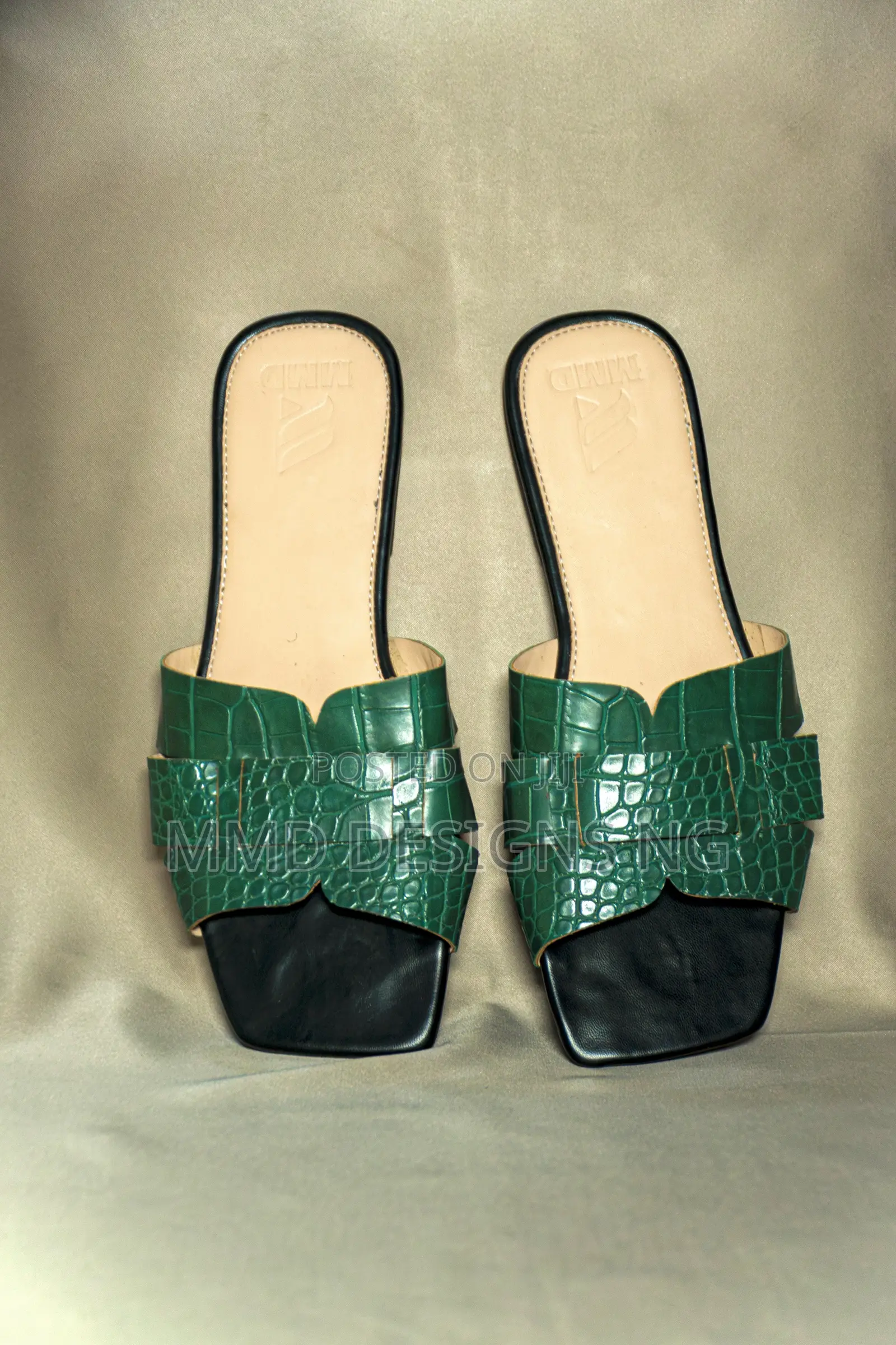 MMD Luce Moda Women's Green Textured Slides Size 39