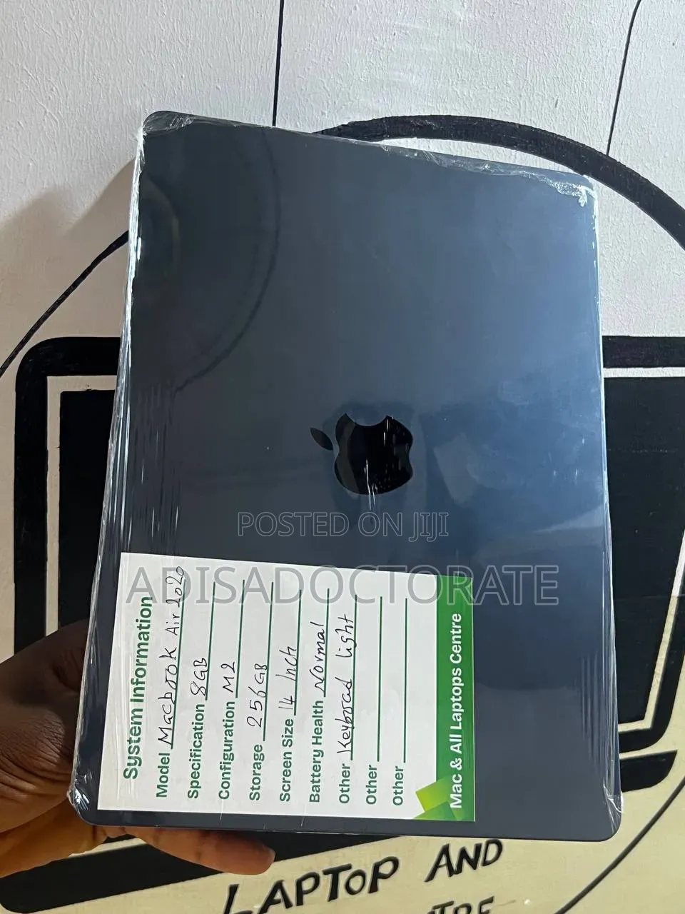 Laptop Apple MacBook Air 2022 M2 8GB Apple M2 SSD 256GB