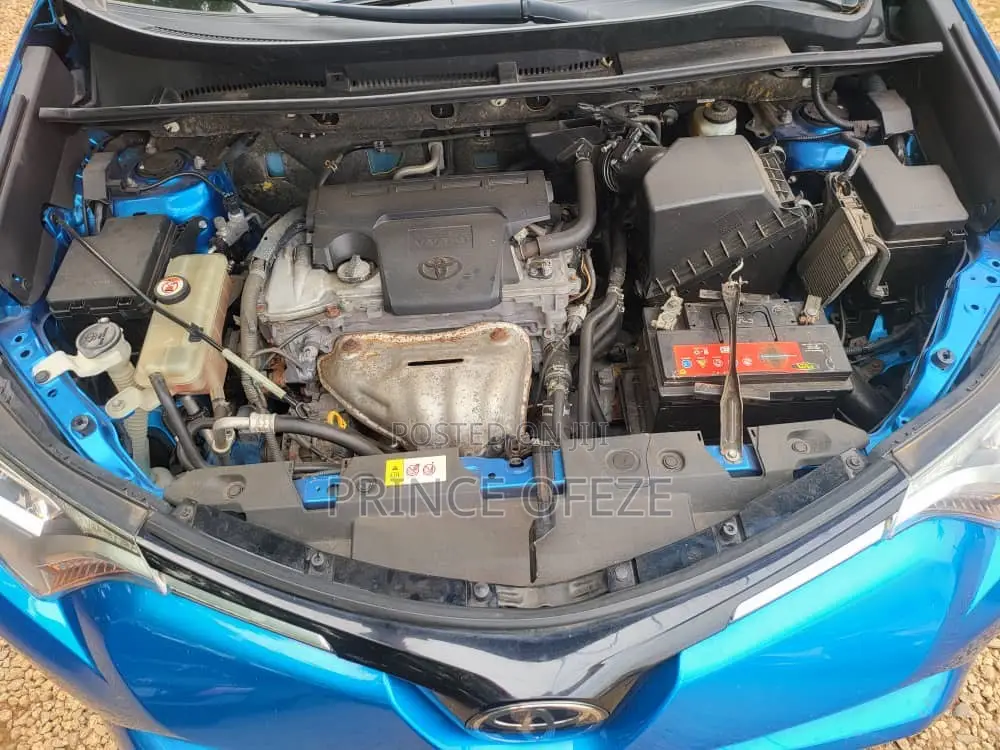 Toyota RAV4 LE AWD (2.5L 4cyl 6A) 2017 Blue