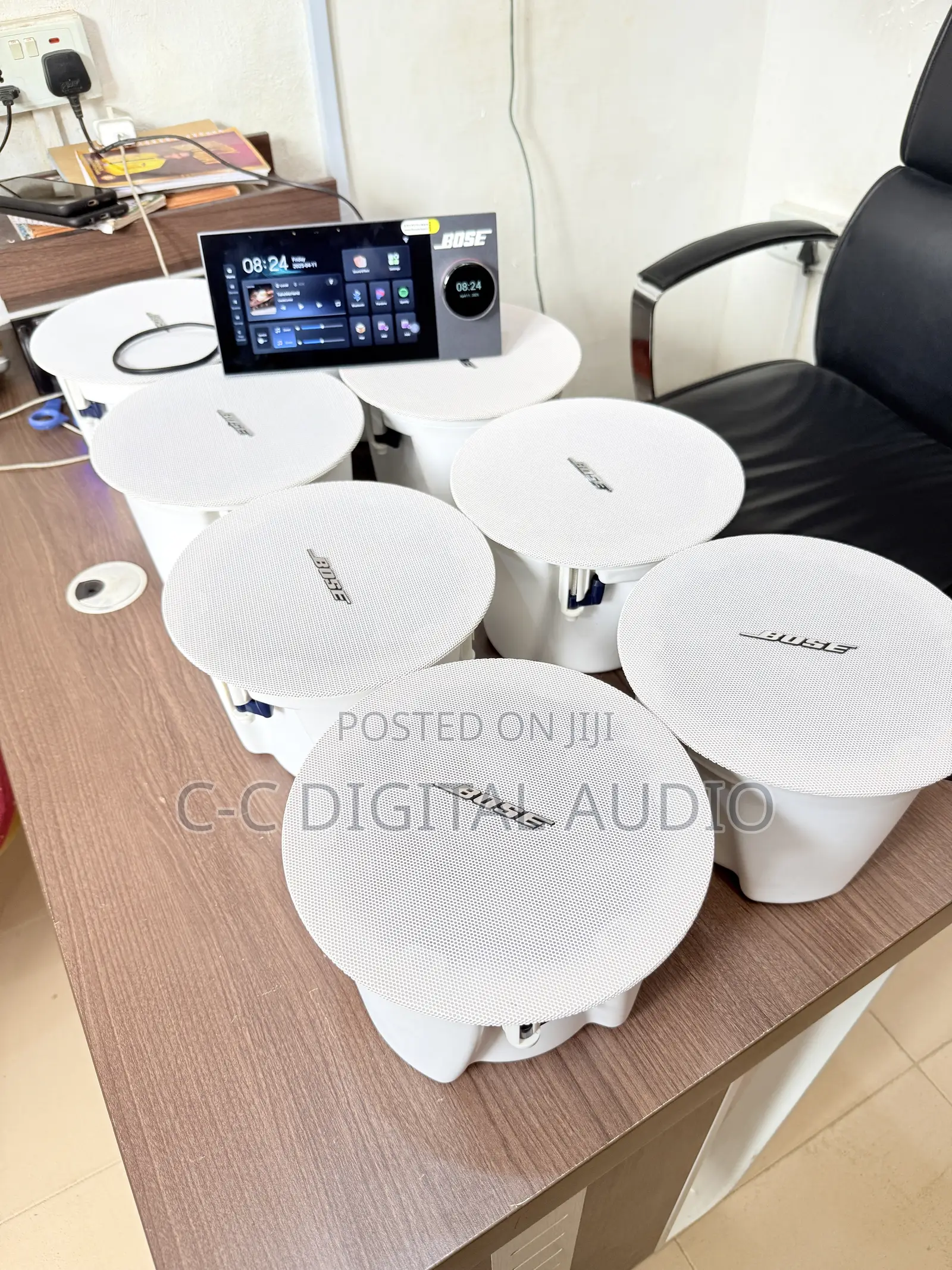 Bose Smart Inwall Amplifier and 8 Bose Ceiling Speaker Setup