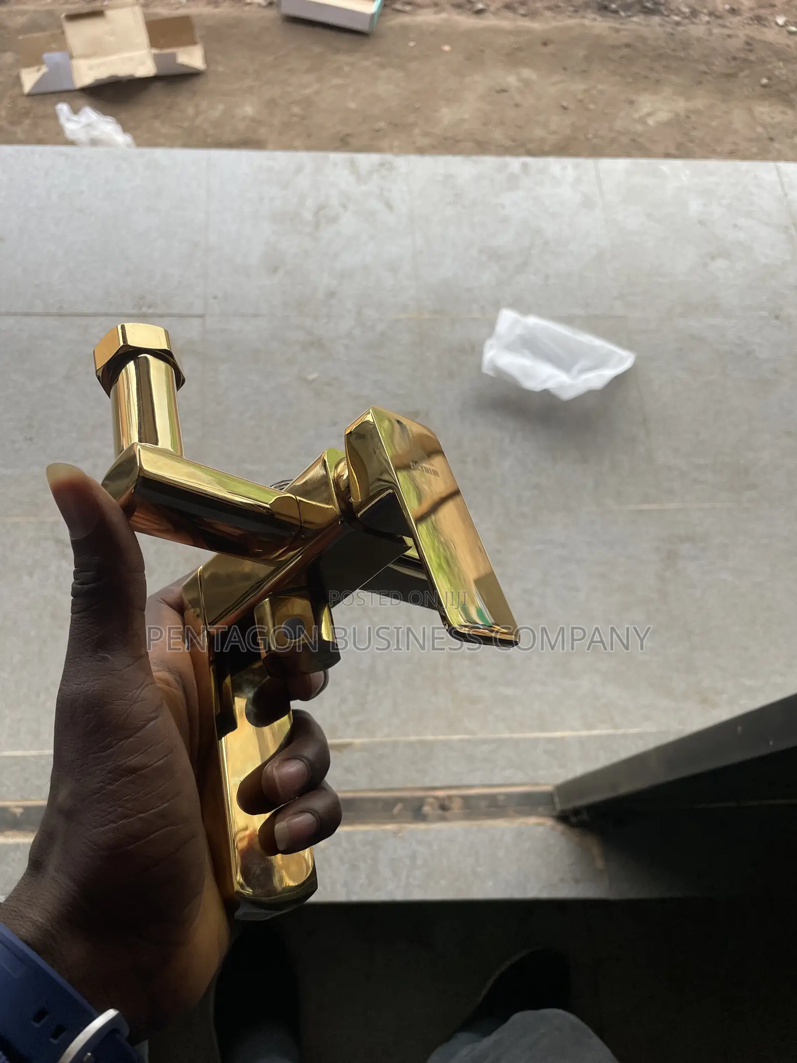 Gold Shower Set