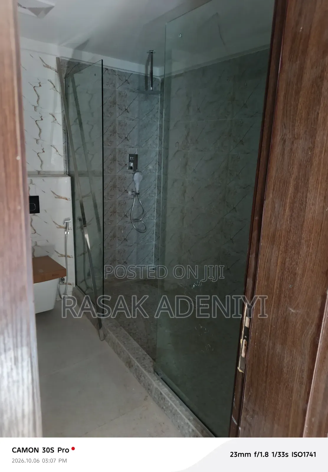 Fixed Shower Cubicle