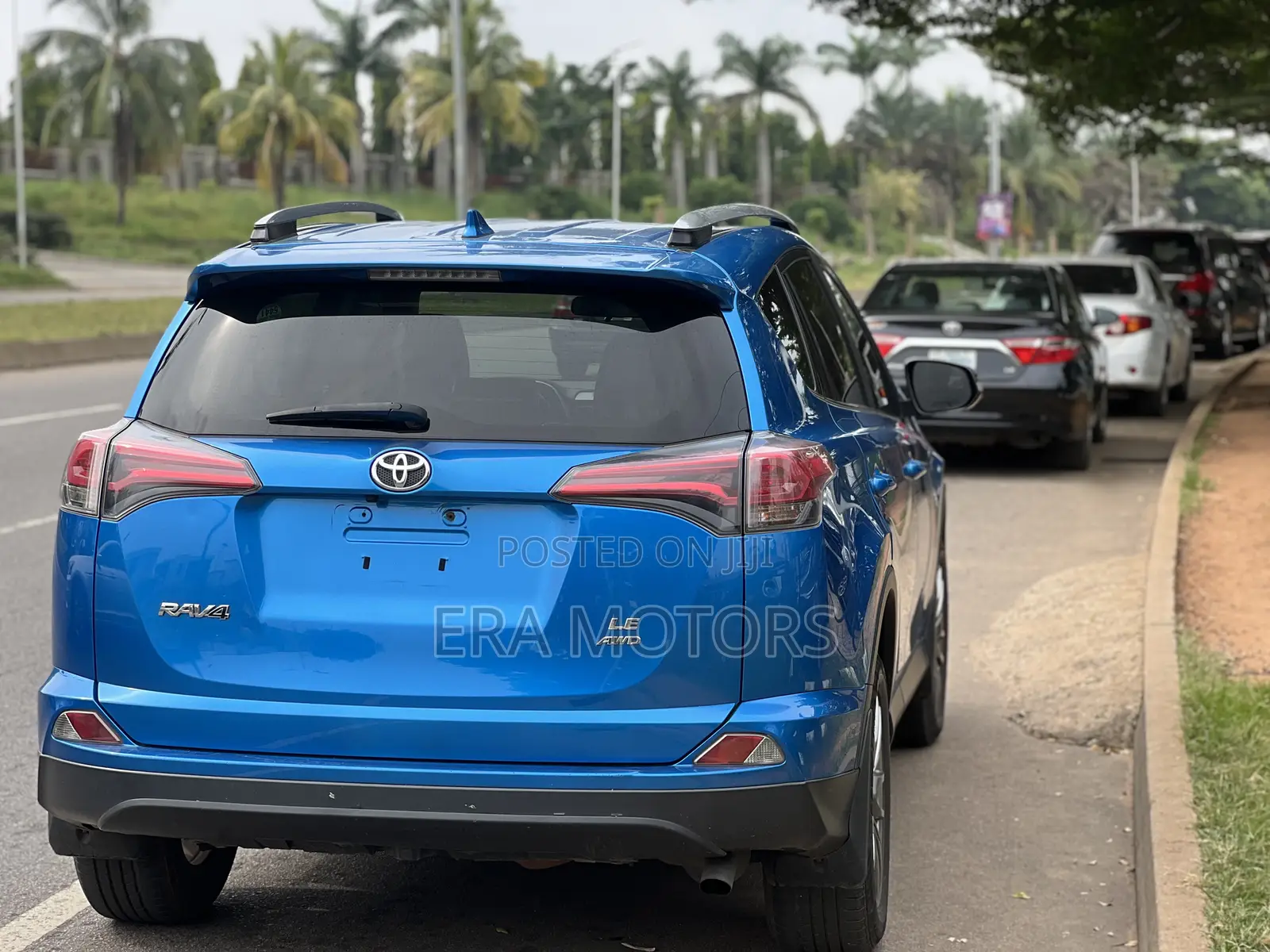 Toyota RAV4 2017 Blue