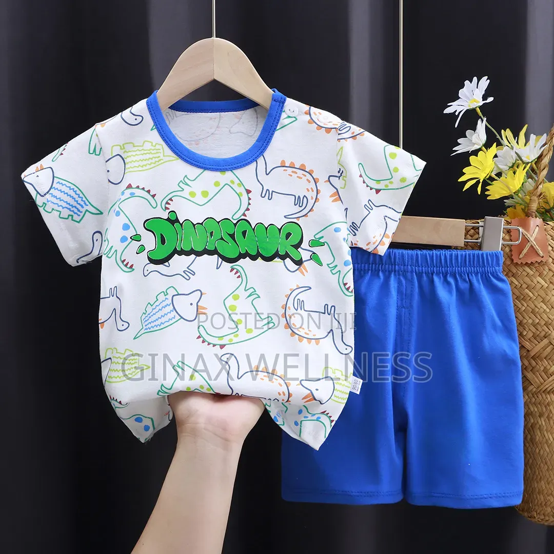 2-Piece Kids Short-Sleeve T-Shirt and Shorts Set (18-72 Months)