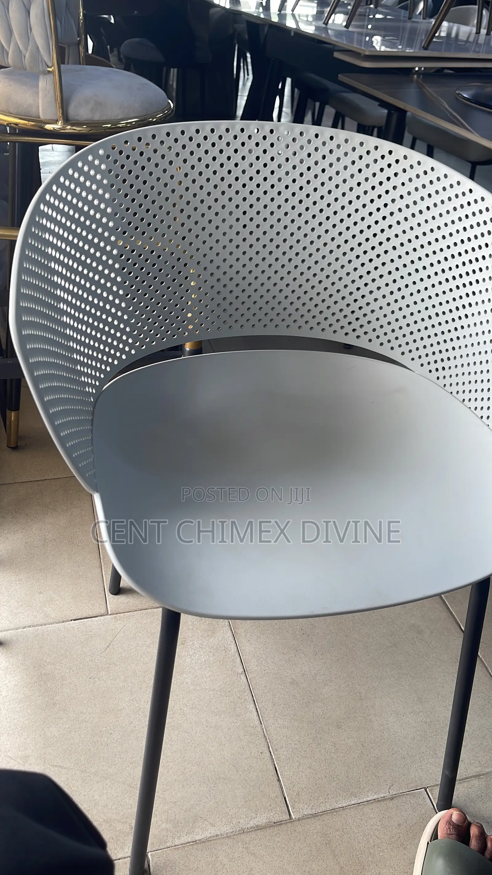 Best Restaurant Chairs