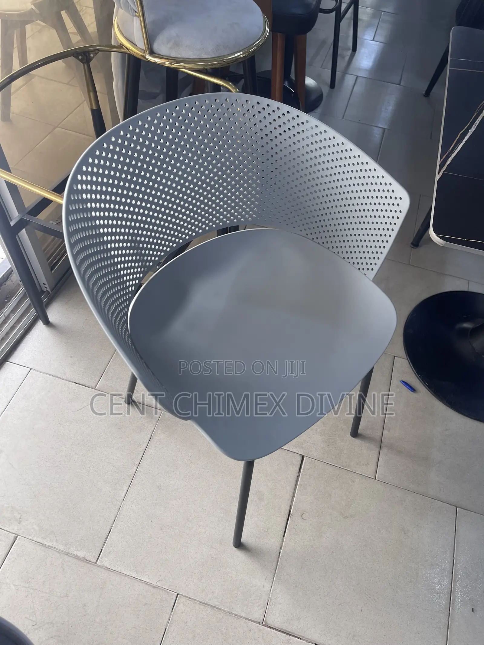 Best Restaurant Chairs