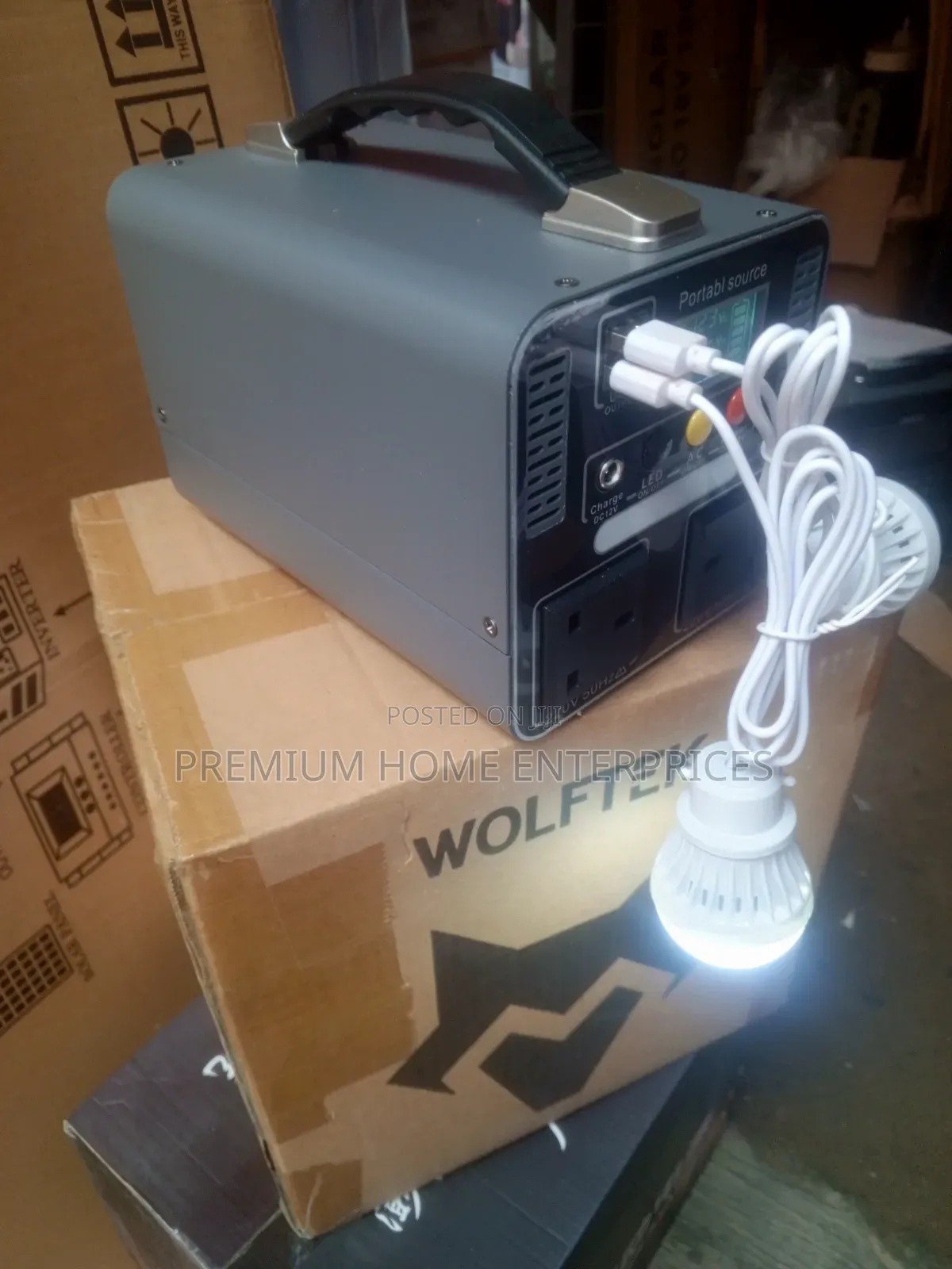 Wolftek Portable Solar Generator 500 Watts With 2 Bulbs