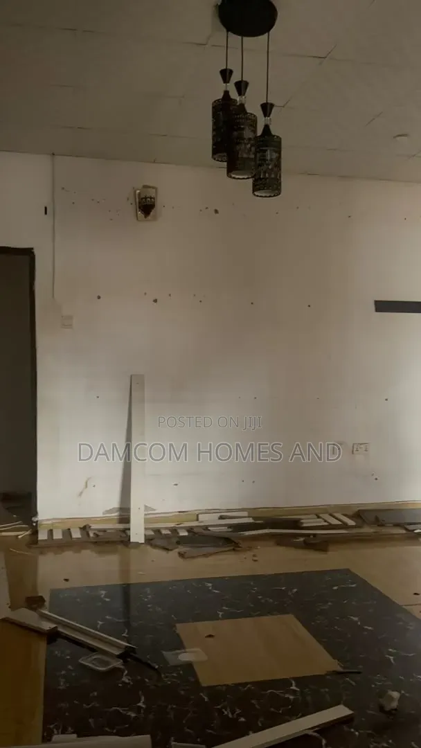 2bdrm Apartment in Aba Ado, Akala Express for rent