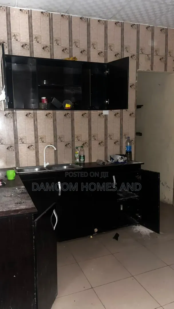 2bdrm Apartment in Aba Ado, Akala Express for rent