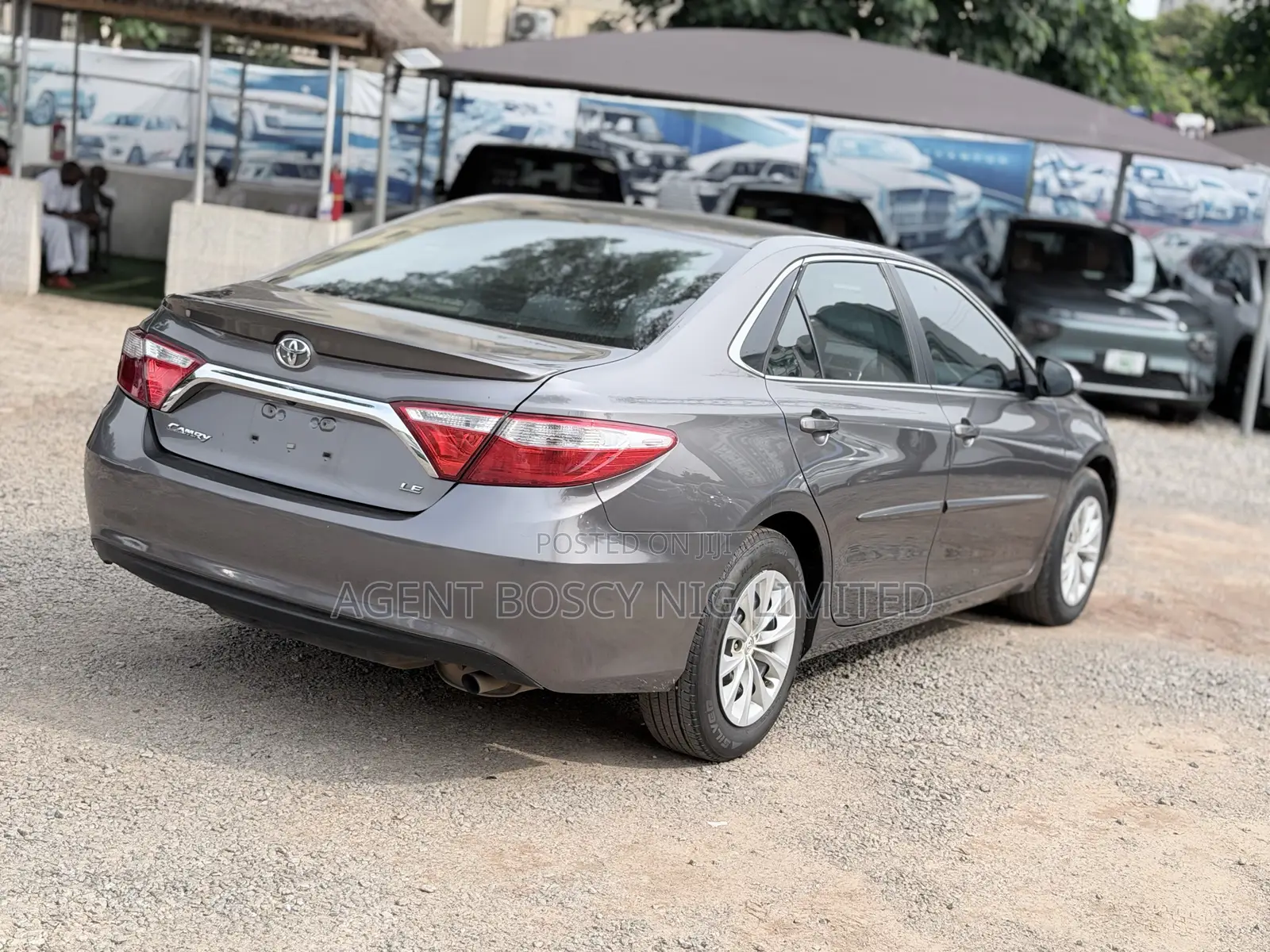 Toyota Camry LE 4dr Sedan (2.5L 4cyl 6A) 2016 Gray