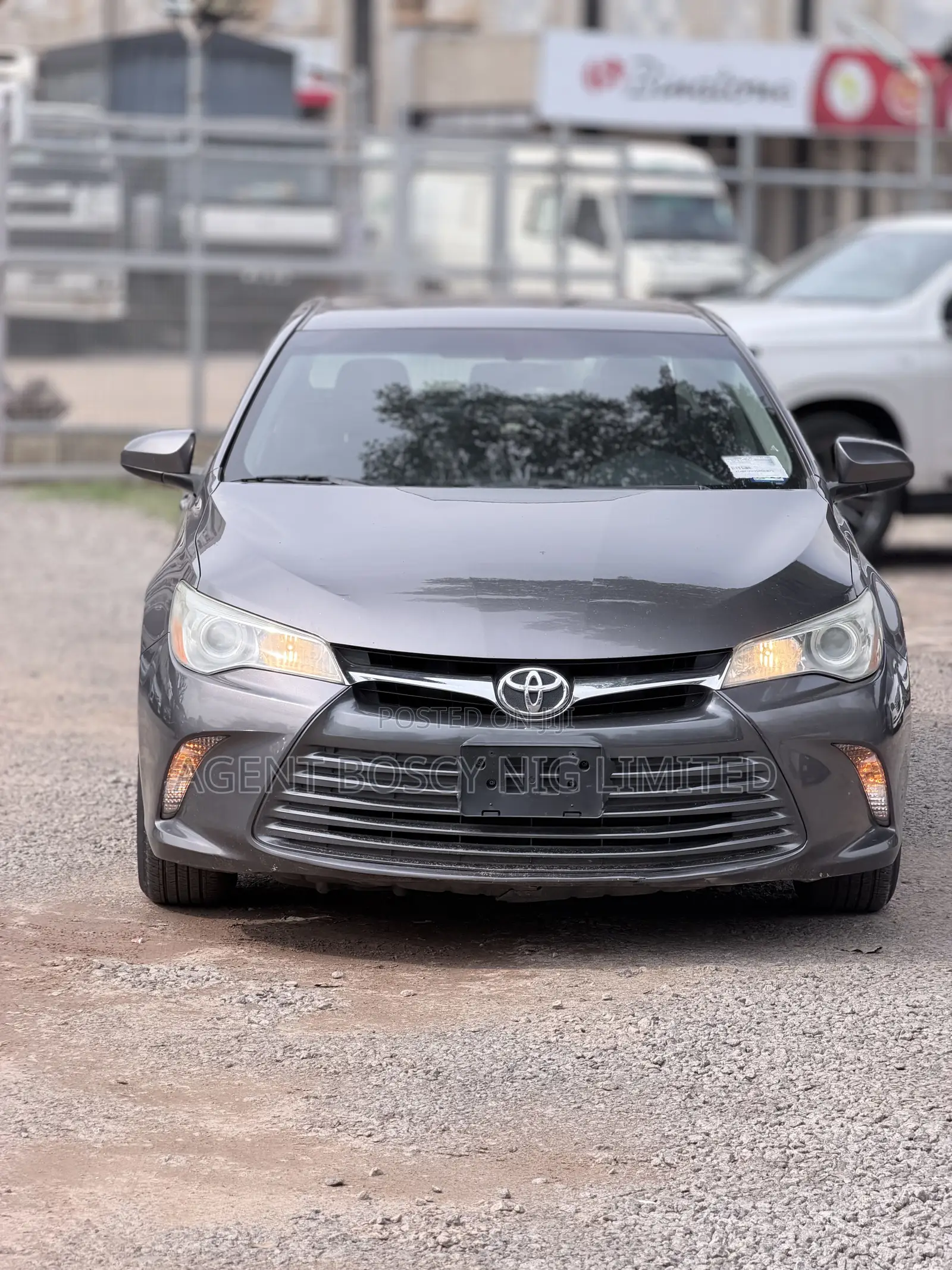 Toyota Camry LE 4dr Sedan (2.5L 4cyl 6A) 2016 Gray