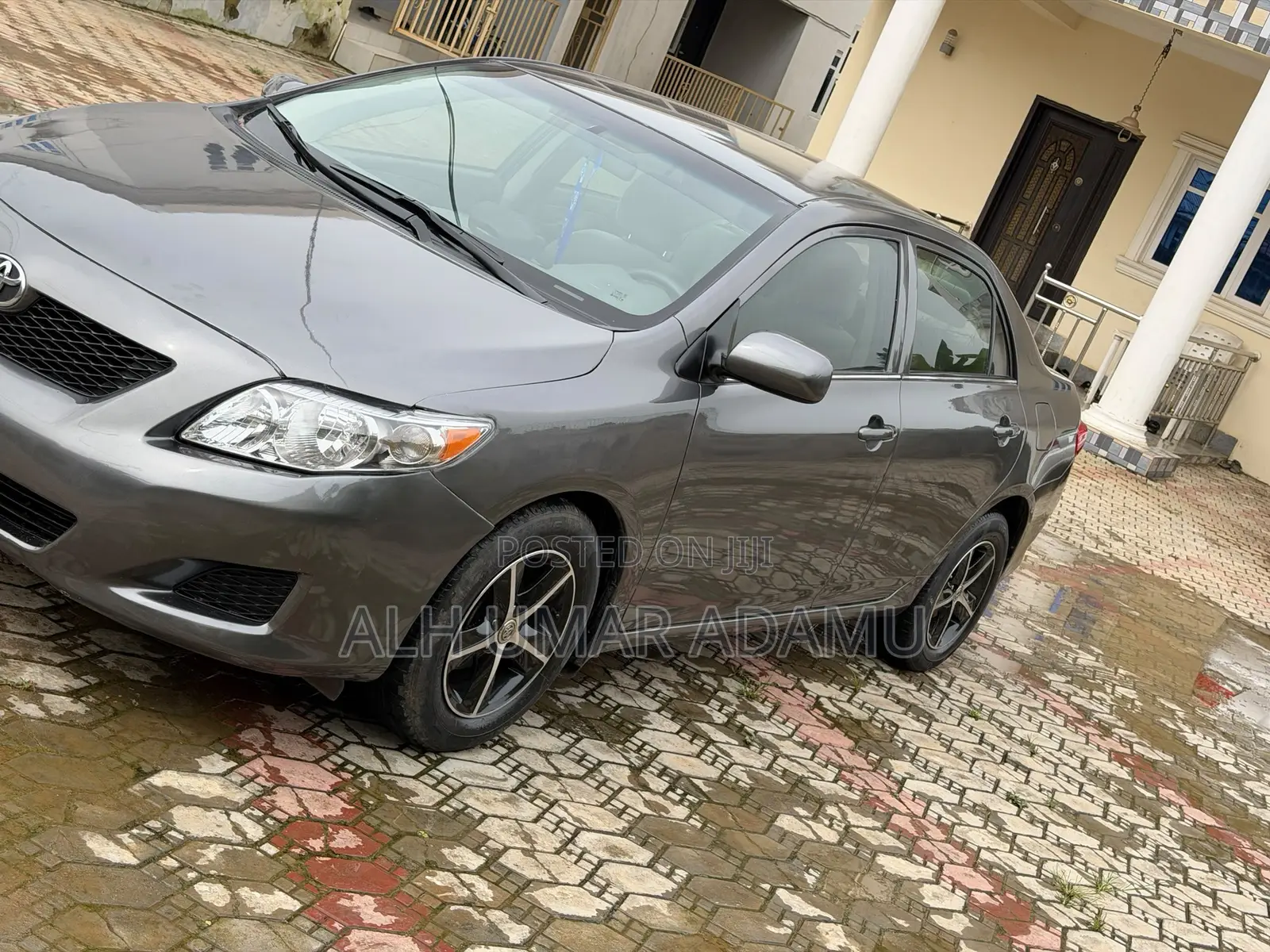 Toyota Corolla 2010 Gray