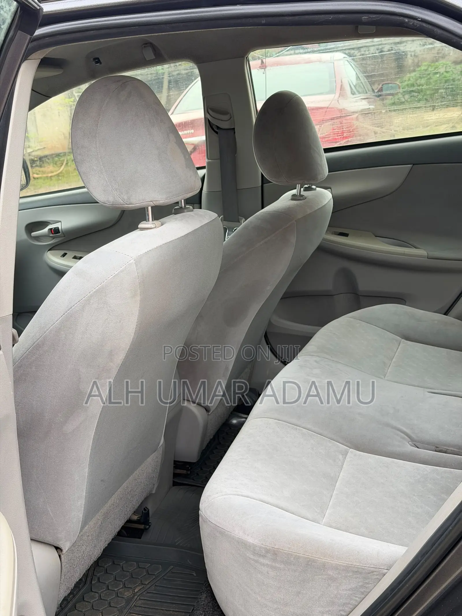 Toyota Corolla 2010 Gray
