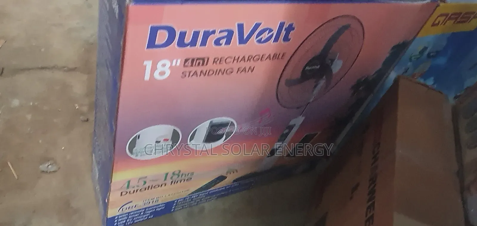 Duravolt 18" 4-in-1solar Rechargeable Standing Fan (Model: DRF-3918).