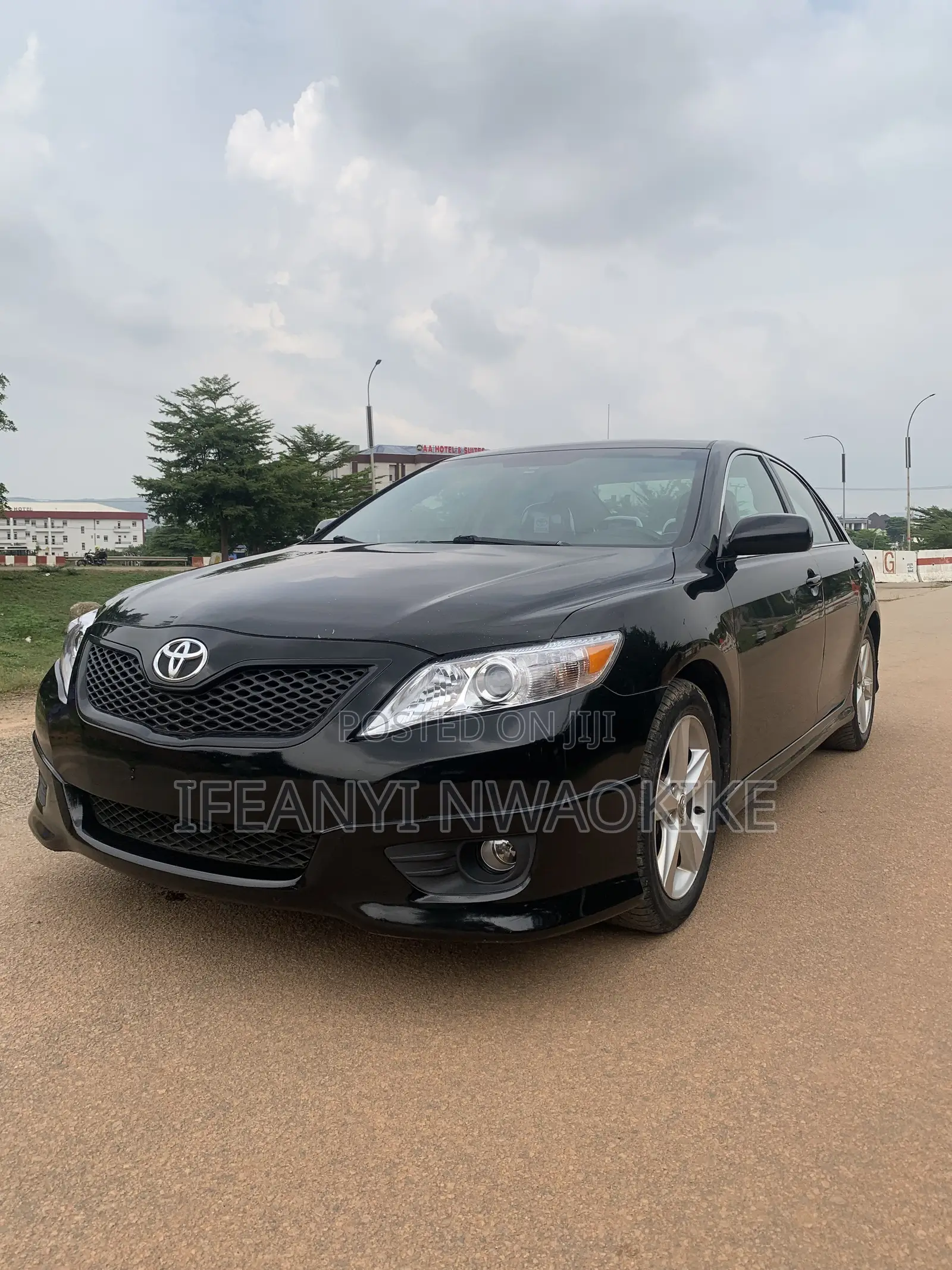 Toyota Camry SE 4dr Sedan (2.5L 4cyl 6AM) 2010 Black