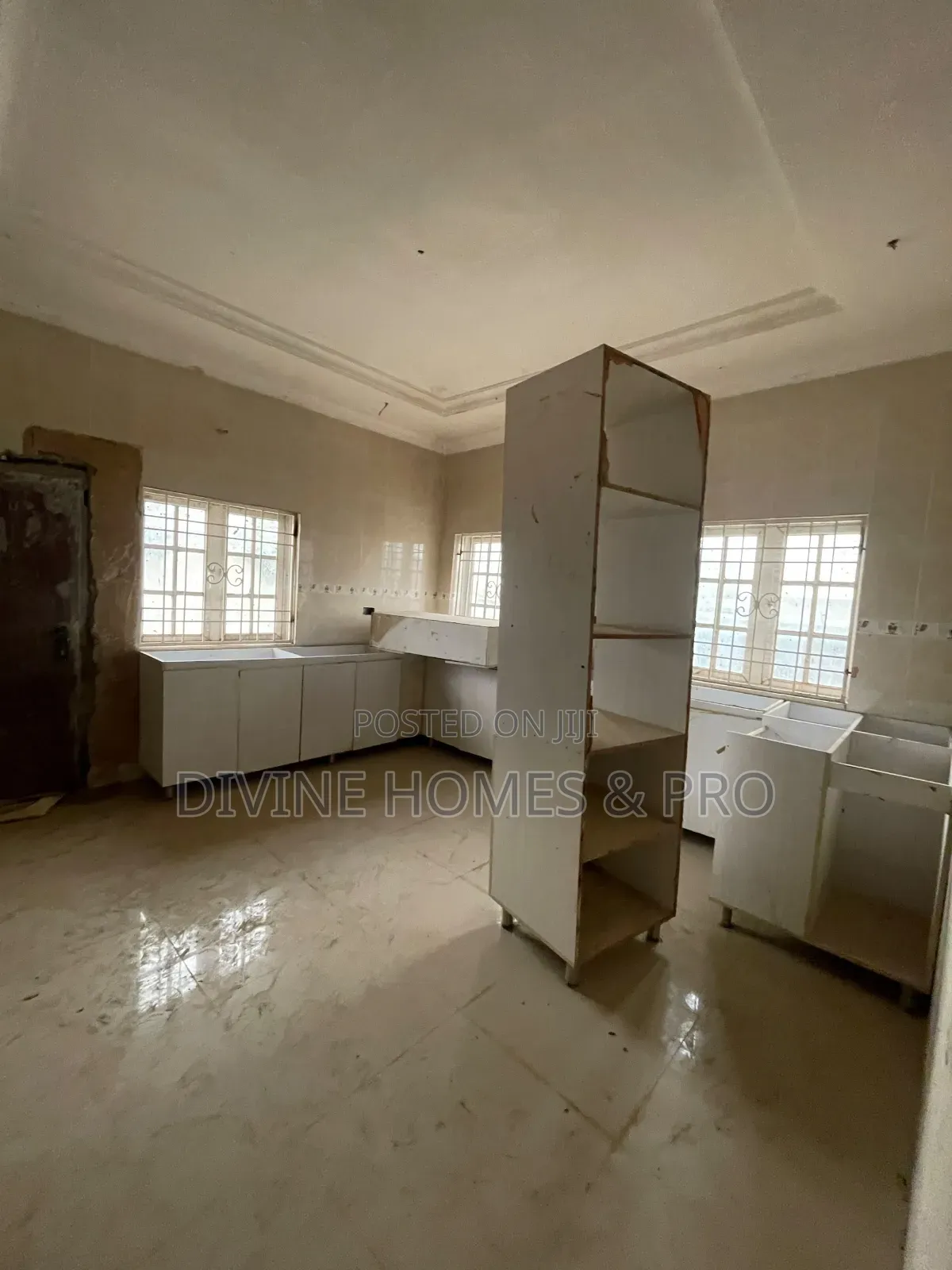 6bdrm Duplex in Katampe (Main) for sale