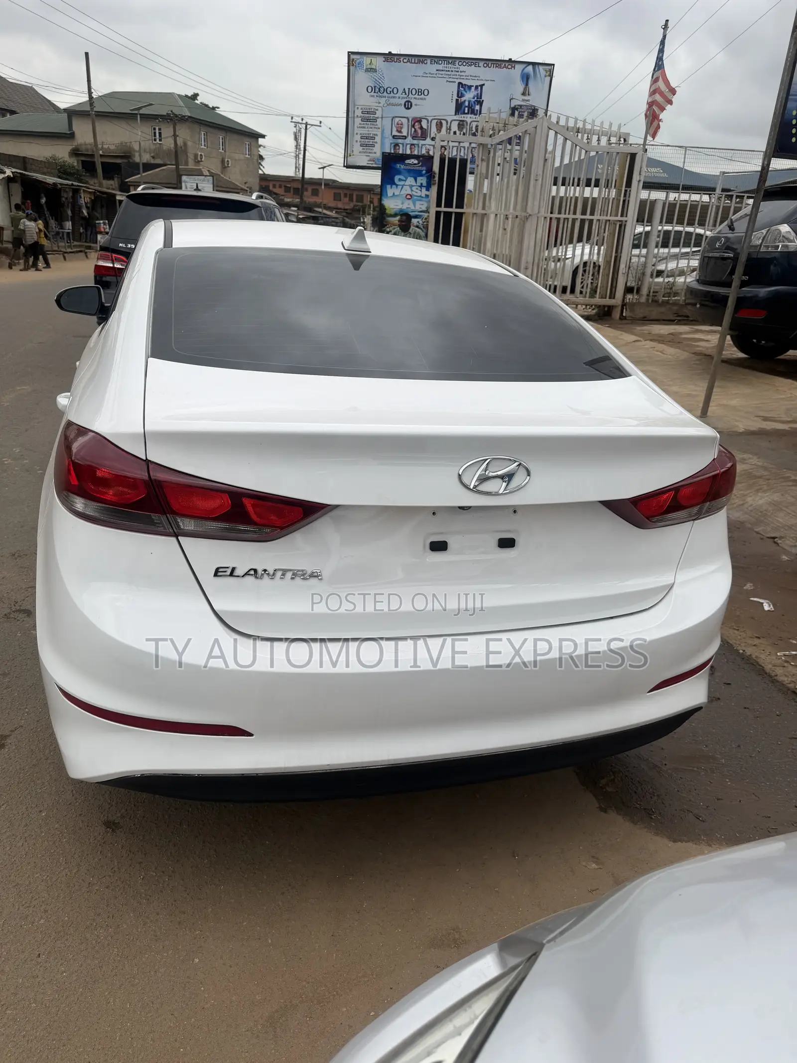 Hyundai Elantra SE 2018 White