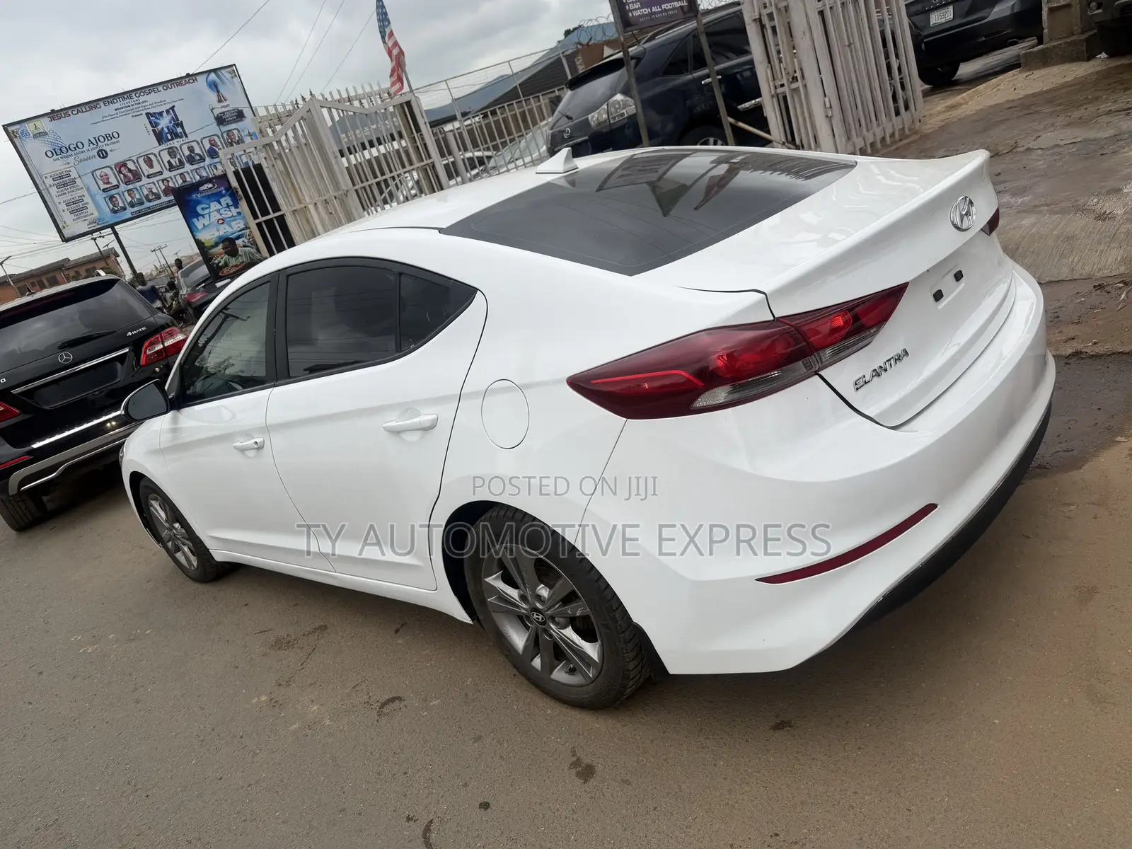 Hyundai Elantra SE 2018 White
