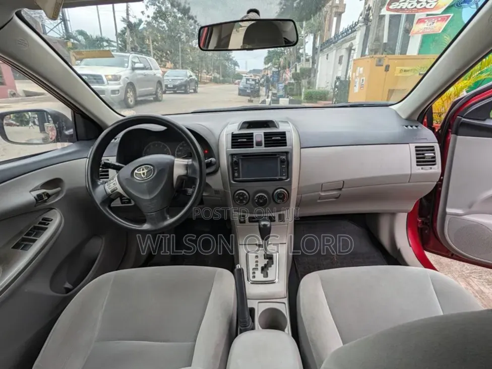 Toyota Corolla 2013 Red