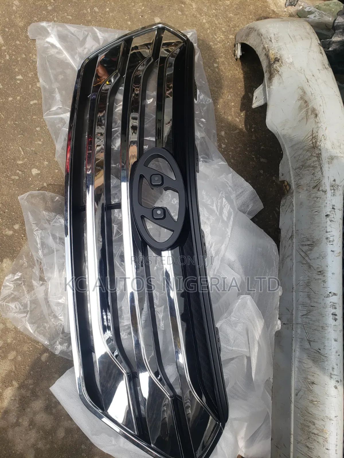 Front Grille Hyundai Sonata 2015
