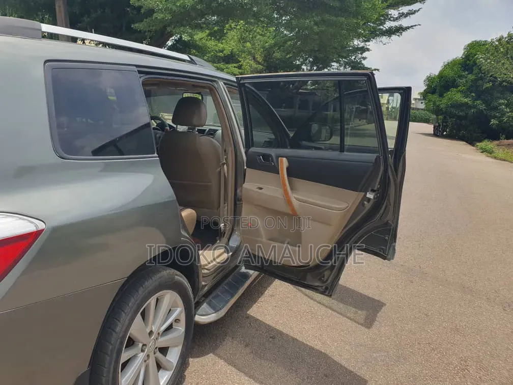 Toyota Highlander 2008 Gray