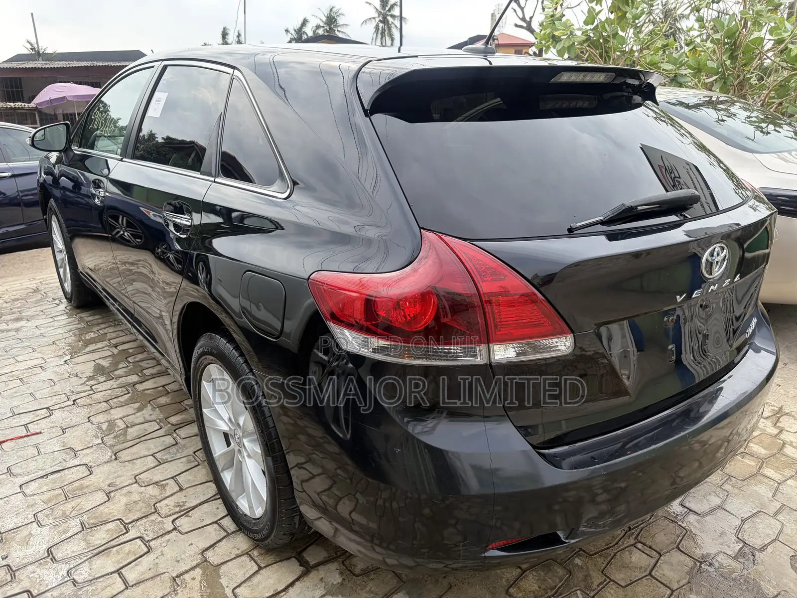 Toyota Venza XLE 4dr Wagon AWD (2.7L 4cyl 6A) 2015 Black