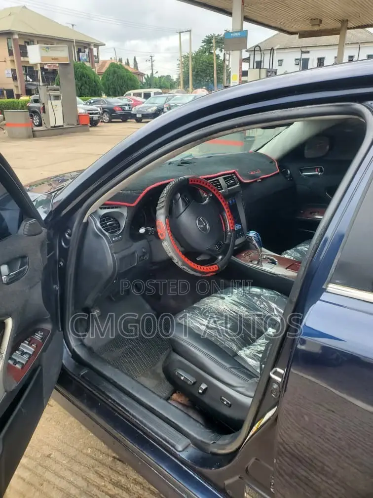Lexus IS 2008 Blue