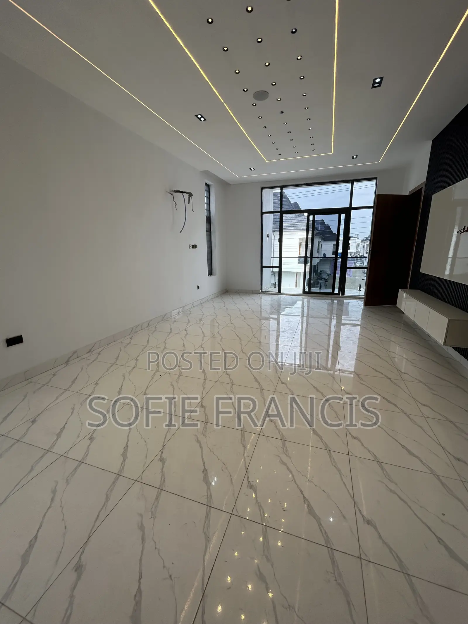 4bdrm Duplex in Vgc for rent