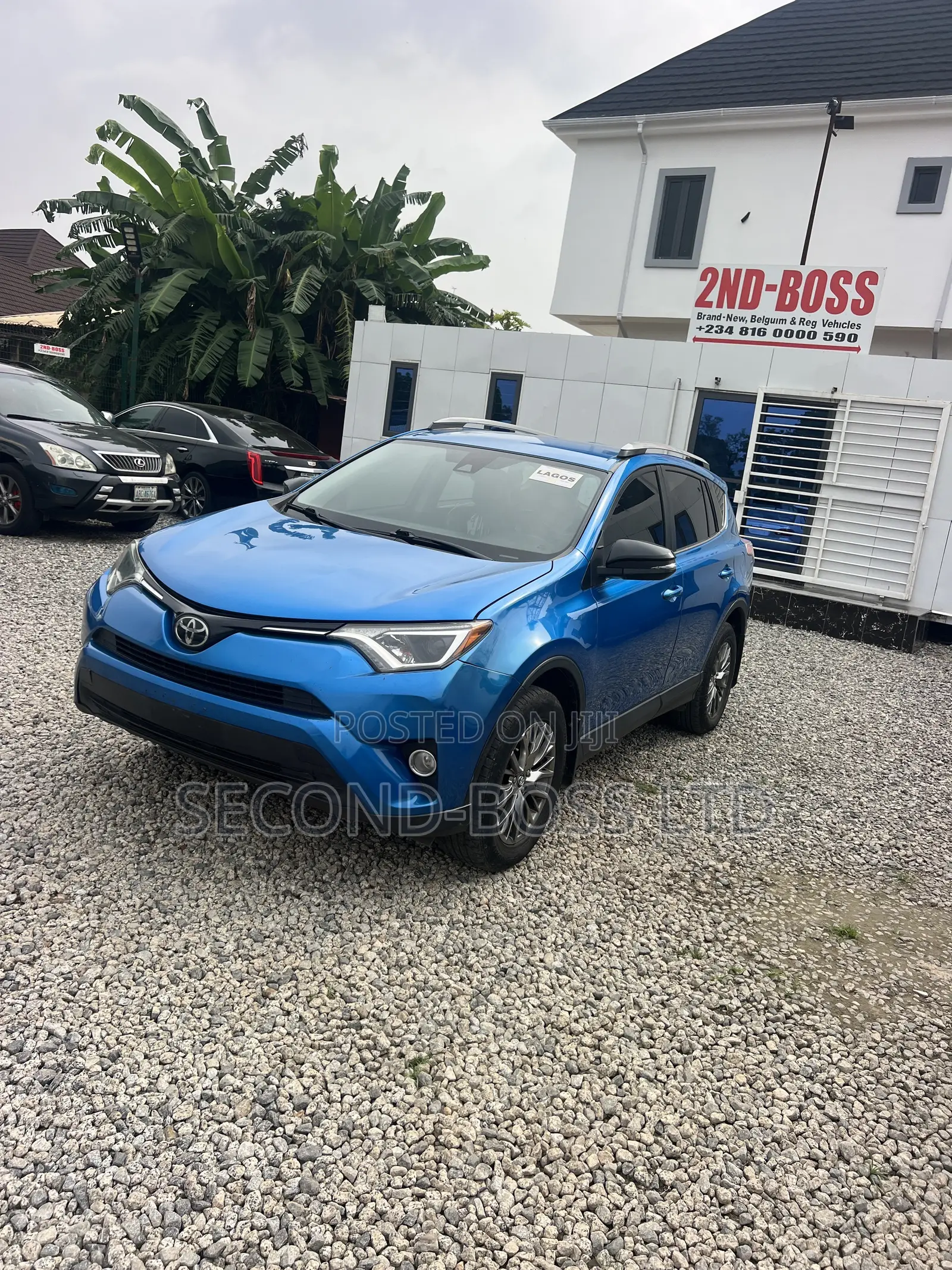 Toyota RAV4 LE AWD (2.5L 4cyl 6A) 2017 Blue