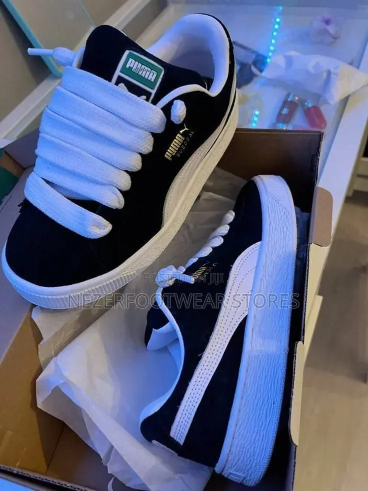 Best Quality Puma Suede Unisex Sneakers.