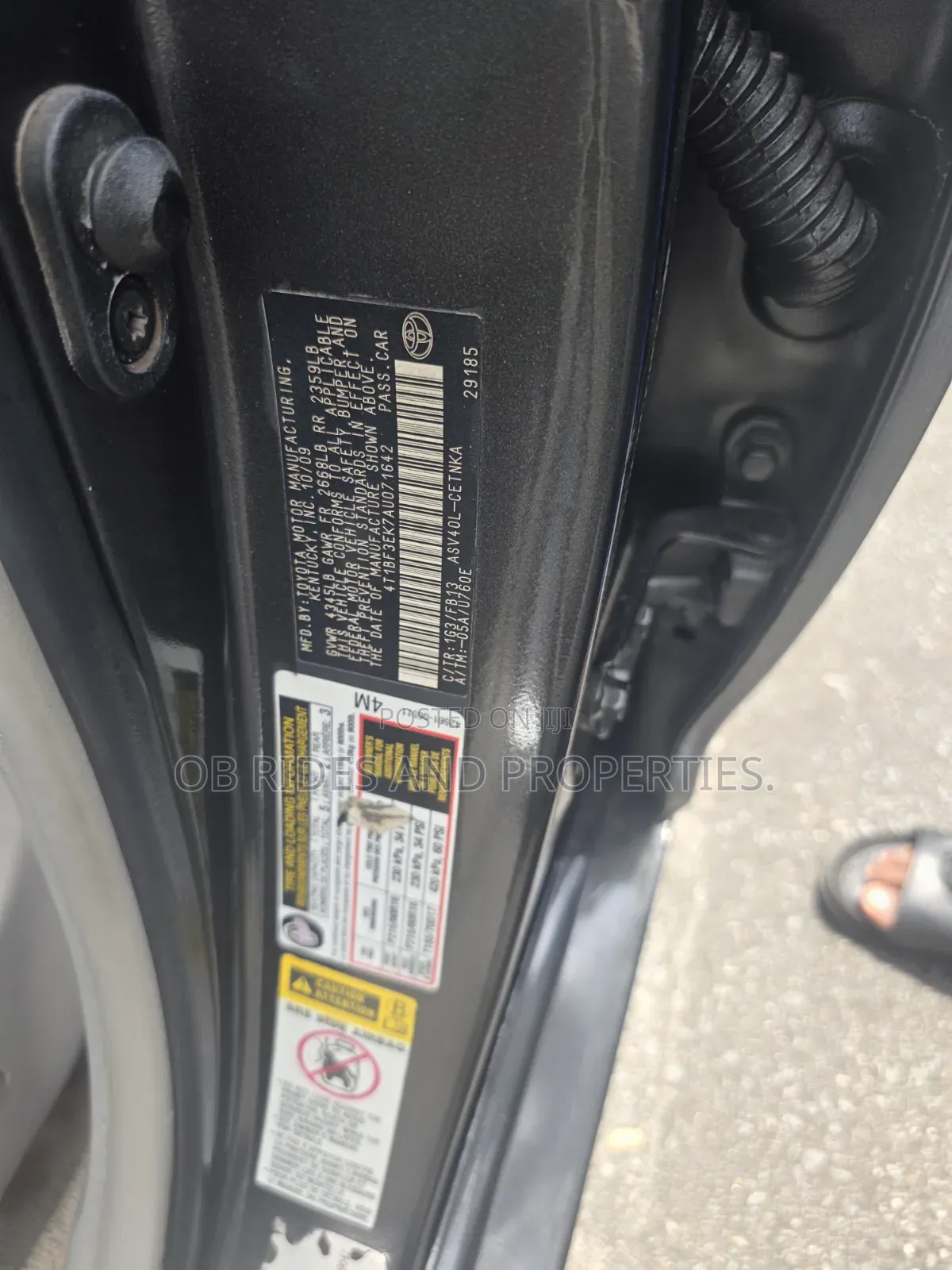 Toyota Camry LE 4dr Sedan (2.5L 4cyl 6AM) 2010 Gray